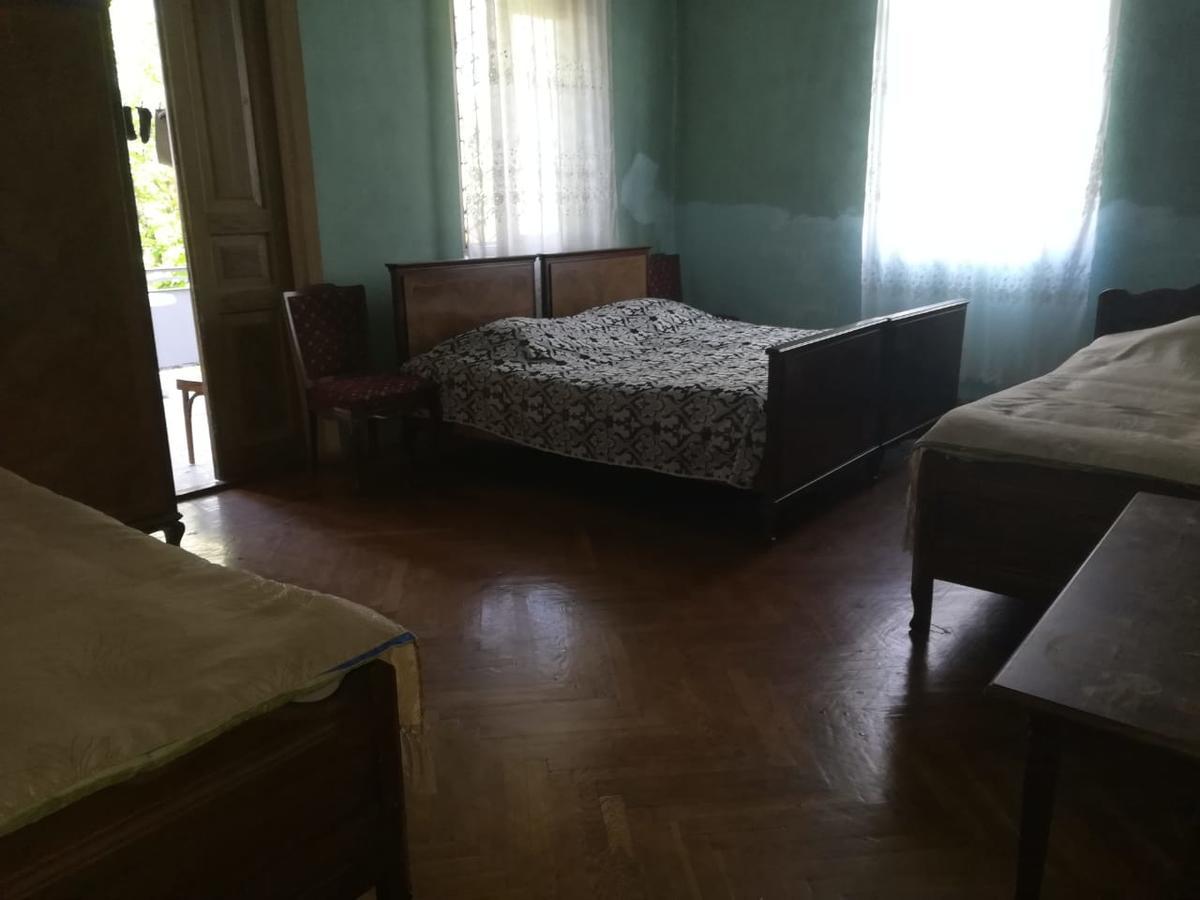 Guest House Of Givi Kobuleti Kültér fotó