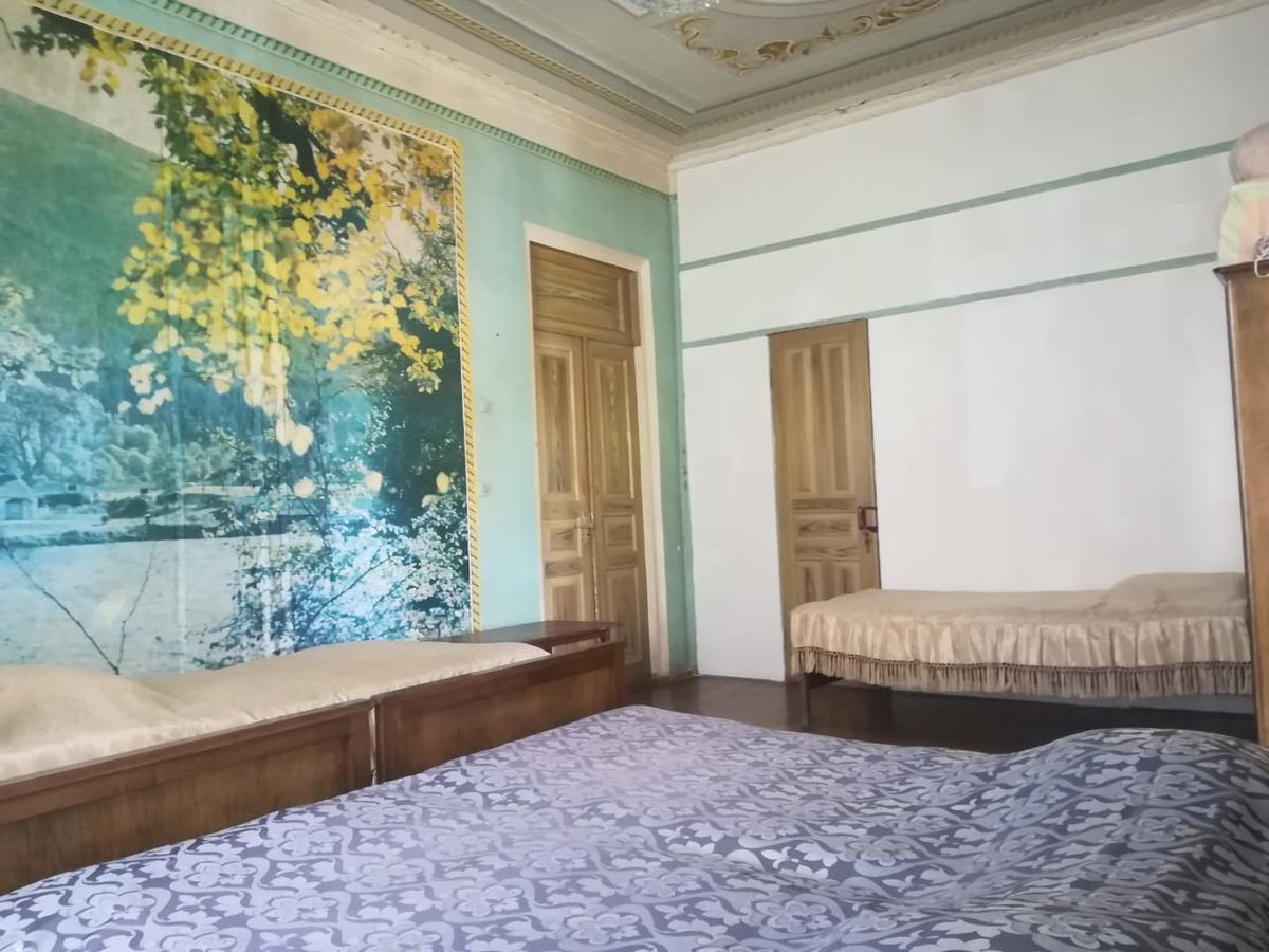 Guest House Of Givi Kobuleti Kültér fotó
